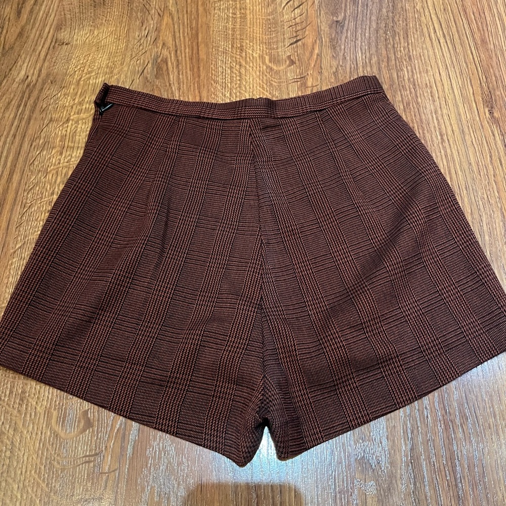 BNWOT American Apparel high waisted plaid shorts